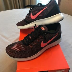 Women's Nike Free RN